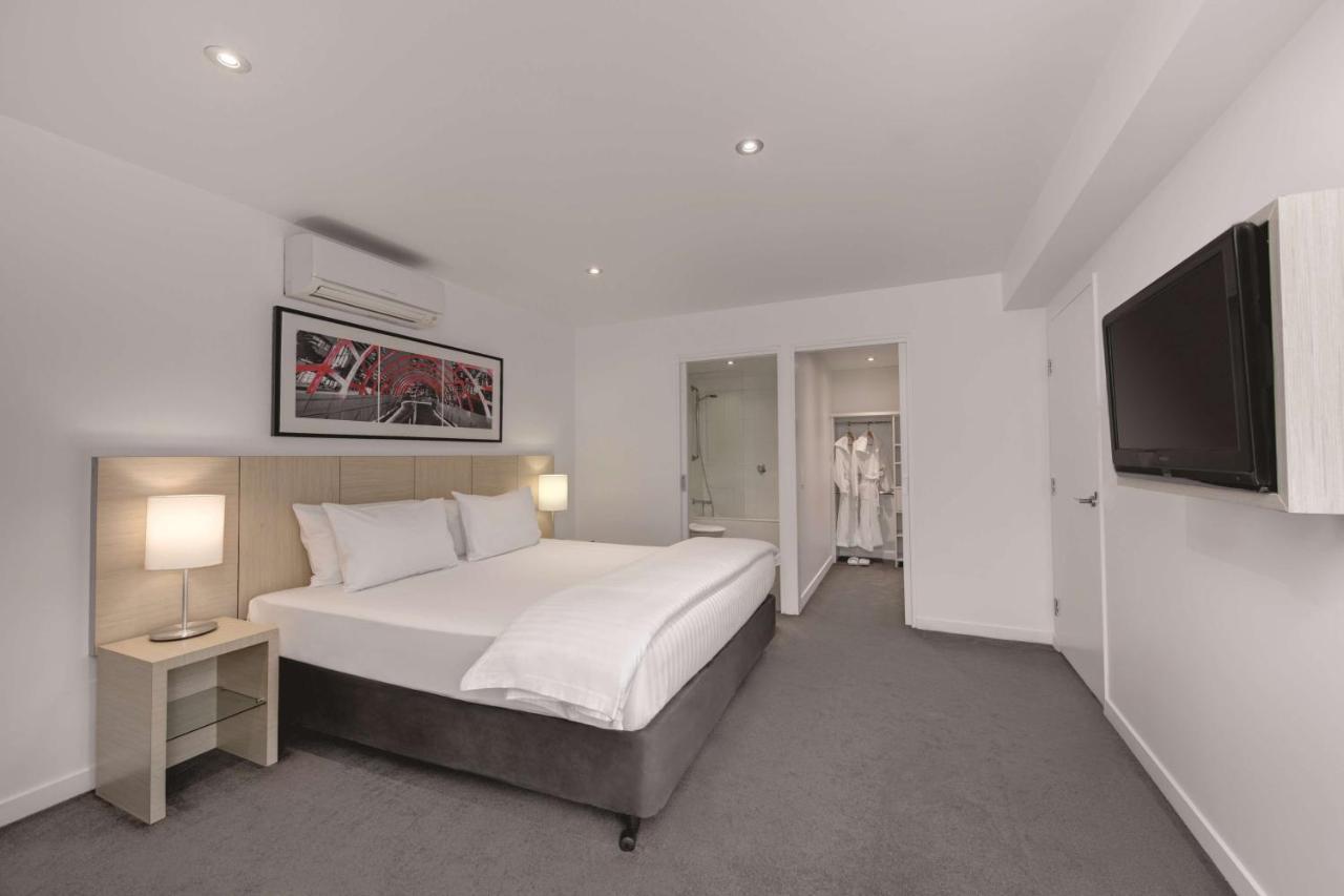 Travelodge Hotel Melbourne Docklands Экстерьер фото