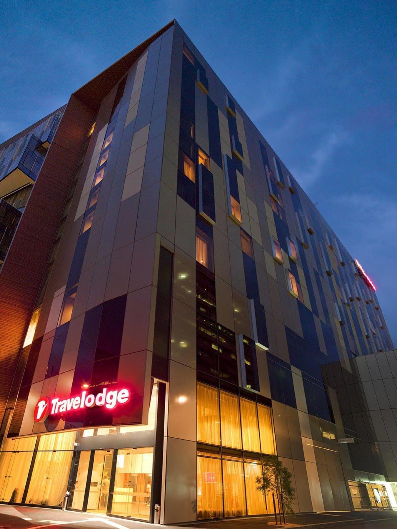 Travelodge Hotel Melbourne Docklands Экстерьер фото