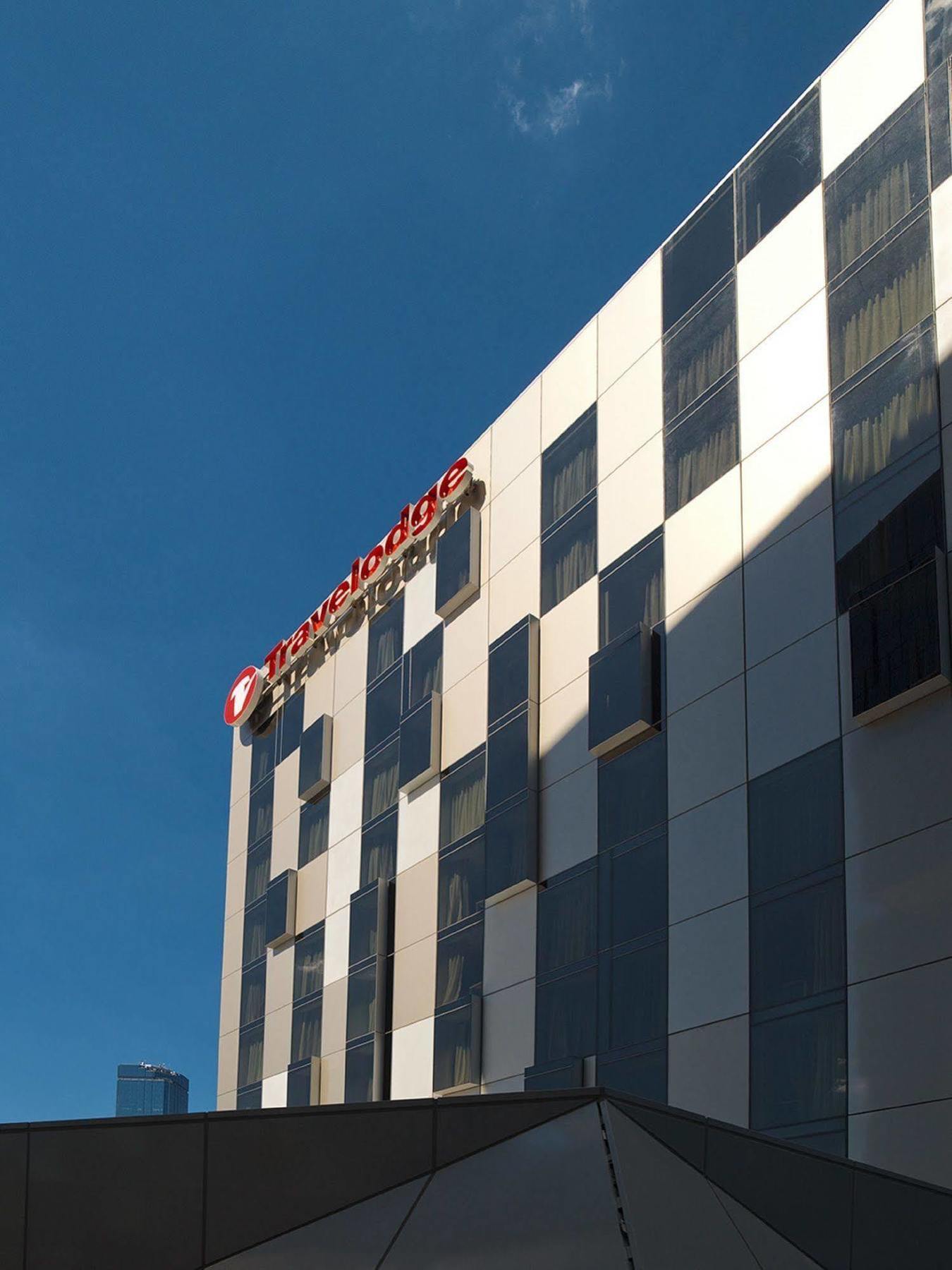 Travelodge Hotel Melbourne Docklands Экстерьер фото
