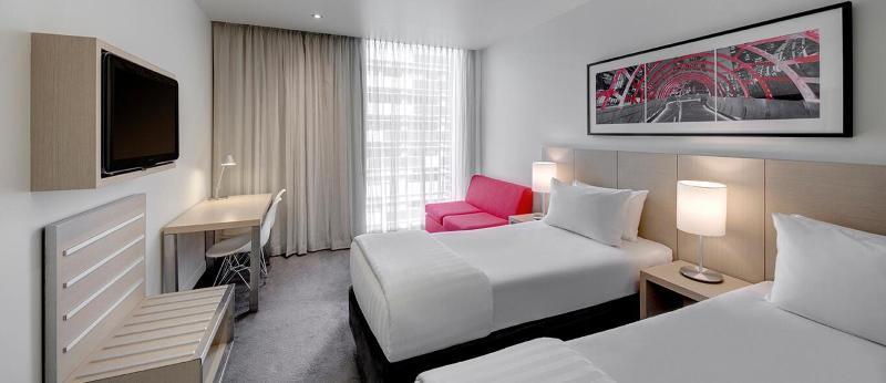 Travelodge Hotel Melbourne Docklands Экстерьер фото